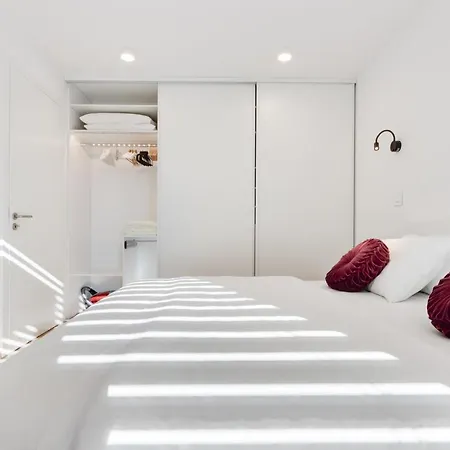 Apartman With Private Garage *